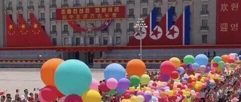 习近平出席金正恩举行的欢迎仪式