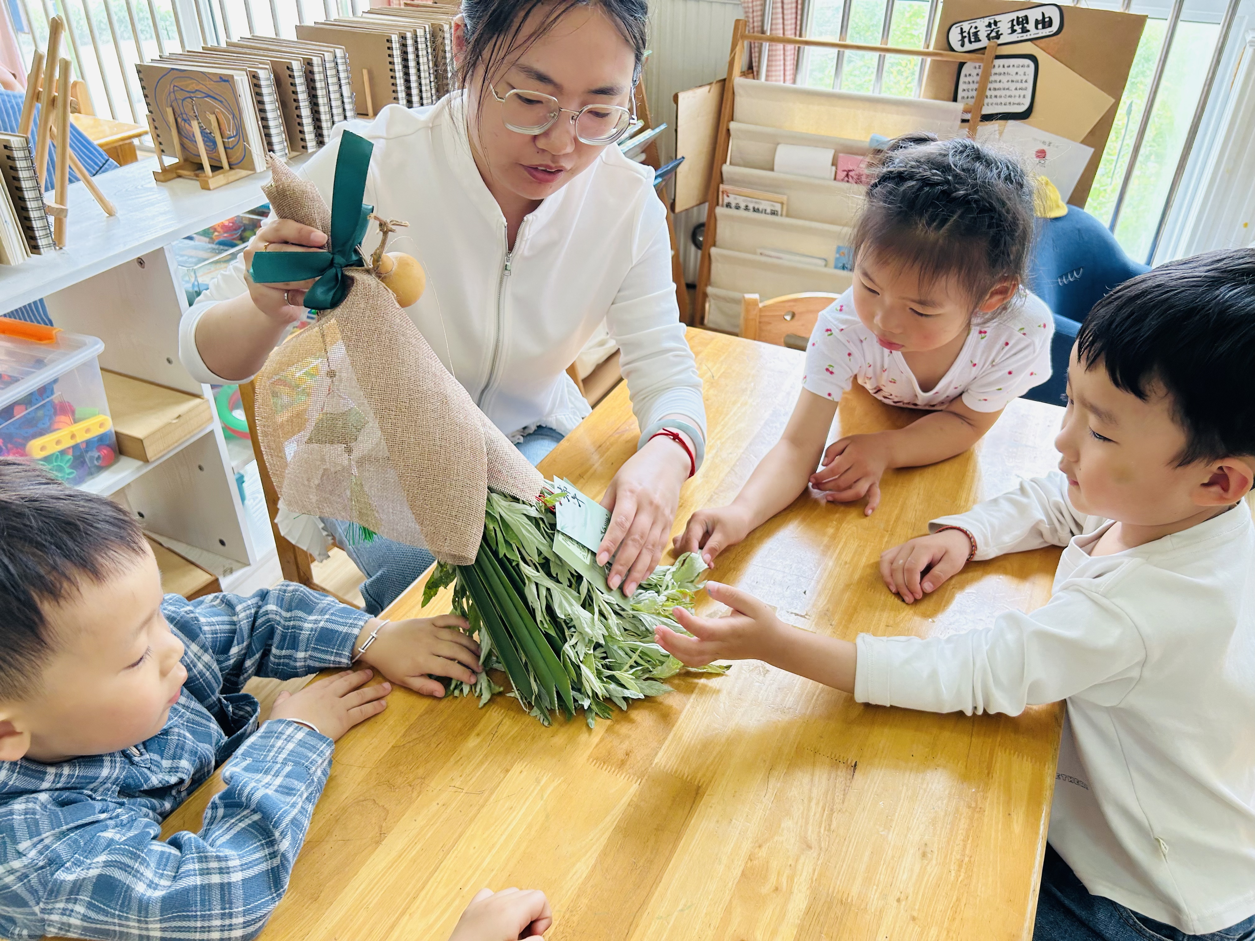 浓情端午品民俗 邻里欢聚暖人心——海湾社区开展端午节主题活动