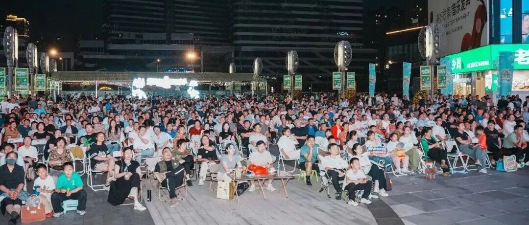 鹿战队，我们永远和你在一起！