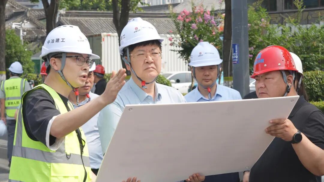 潘亚军调研并检查住建领域重点行业安全生产工作