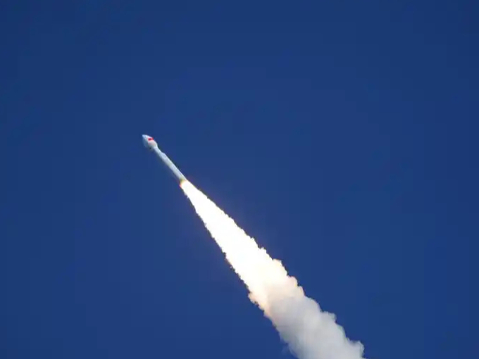 一箭五星直冲云霄，商业航天驶入规模化新航道