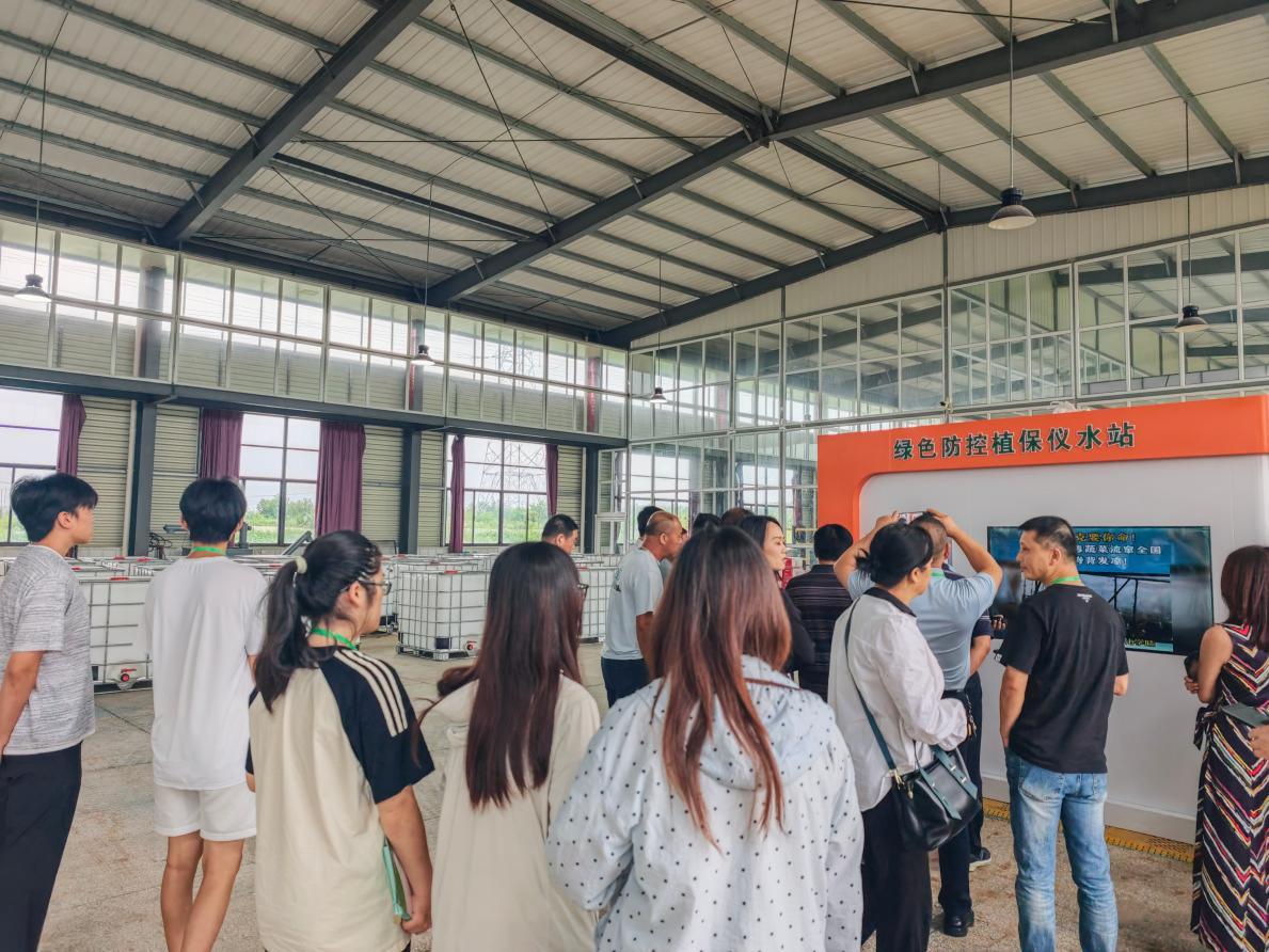 扬州大学乡兴实践团赴建湖开展助农活动