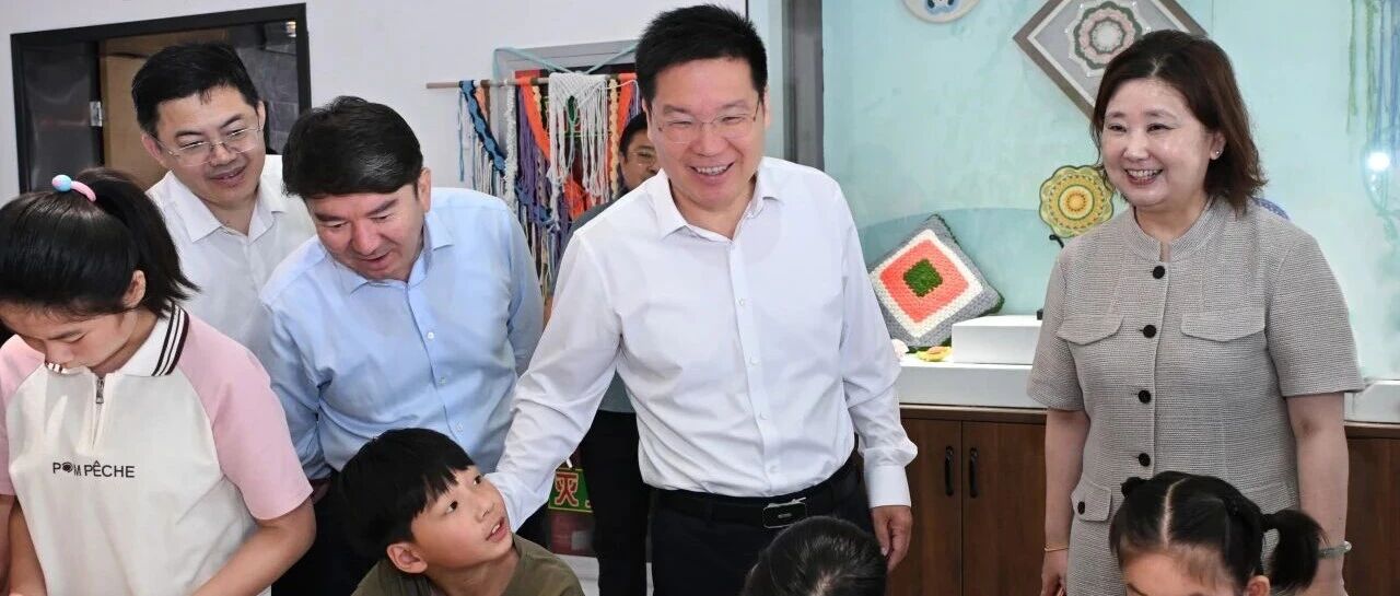严汉平到市区文博场馆调研
