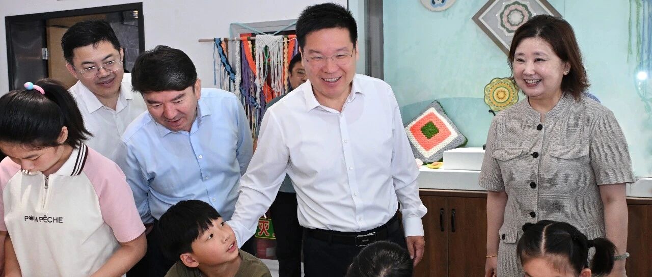 严汉平到市区文博场馆调研