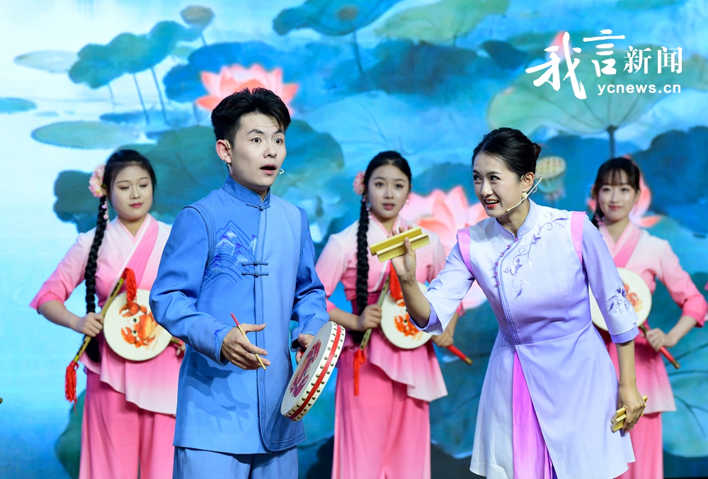 “茉莉花开”惠民演出走进亭湖洋桥村