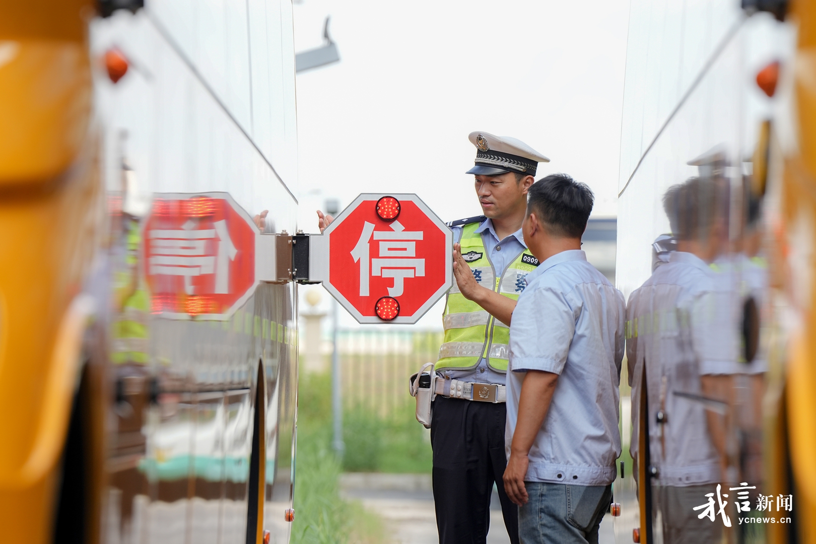 护航开学季 校车“大检查”