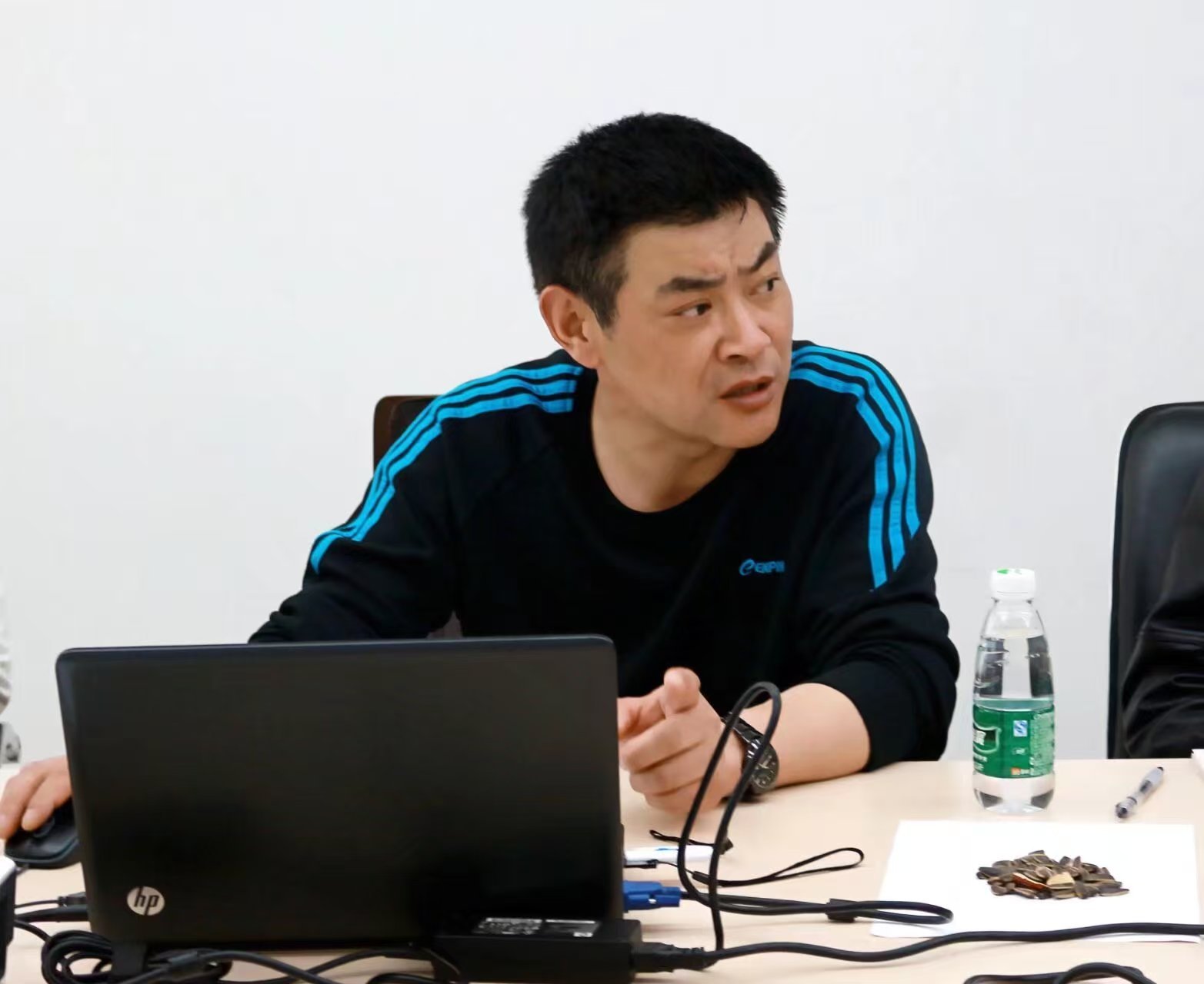 版权·我来说丨以笔为犁耕乡土,以权为盾护文心(崔寿伟)