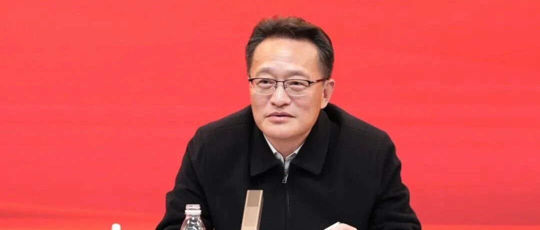 丁海履新苏粮集团党委书记、董事长