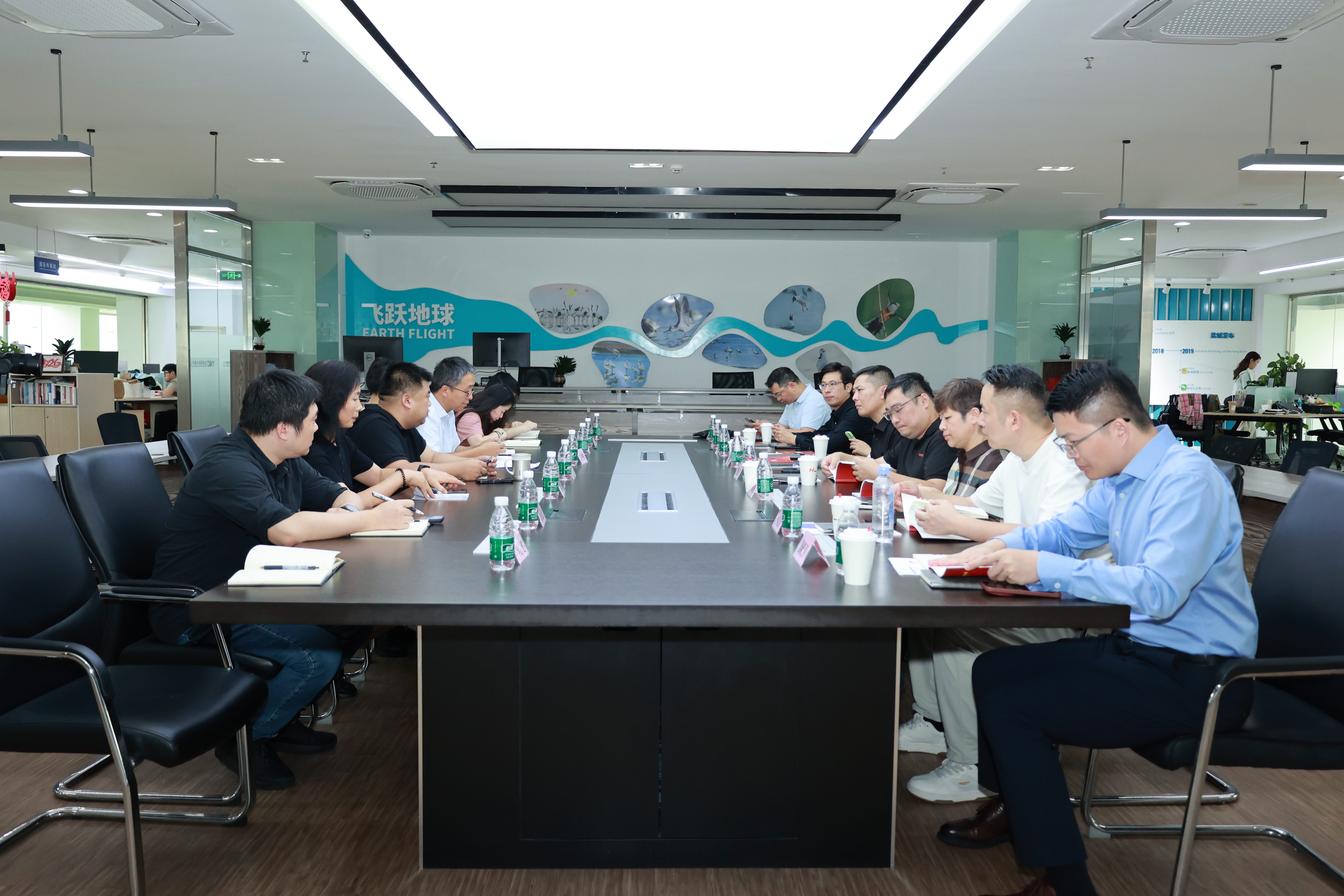 深化媒企交流 共探融合新局——仰红房产团队赴盐阜大众报报业集团开展交流