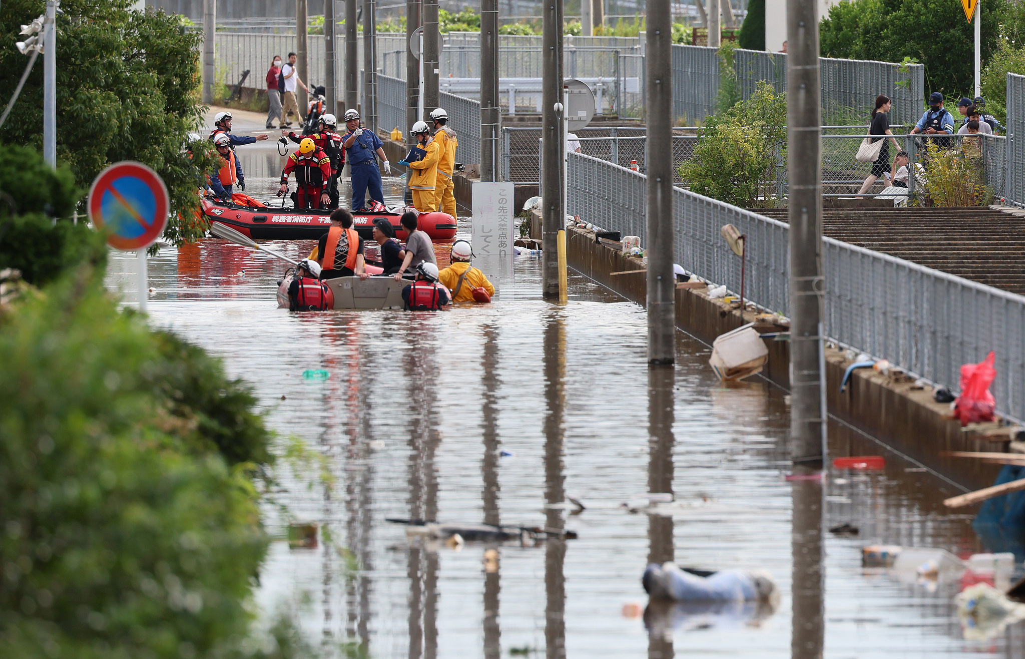 台风“杜鹃”已致日本9人死亡