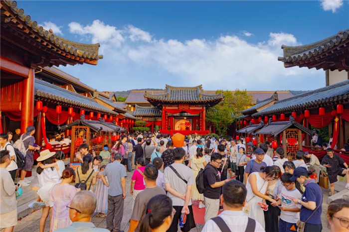 江苏无锡：这个中秋假期，团圆与度假“双向奔赴”
