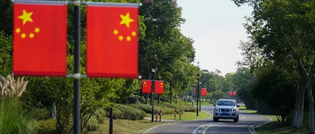 此时此刻，盐城红了！