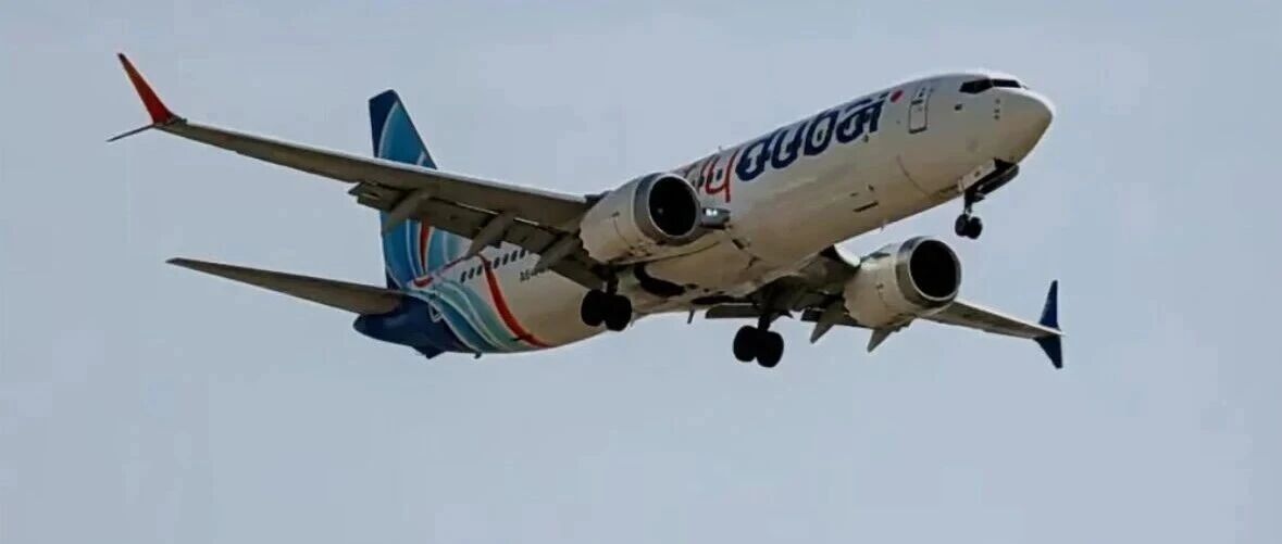 迪拜航空约载180人客机传出“劫机代码”，2分钟骤降5000米！最新消息：因飞行员发生争执