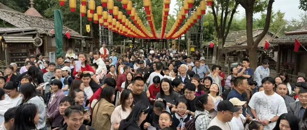 太火爆了，这是长假第一天的盐城！