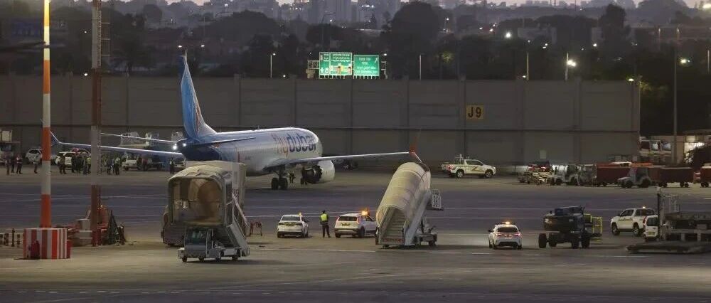 迪拜航空飞以色列航班安全事件细节曝光：飞机30秒骤降超4267米，遇刺机长浑身是血用最后力气打开驾驶舱门，行凶飞行员猛砸操控面板