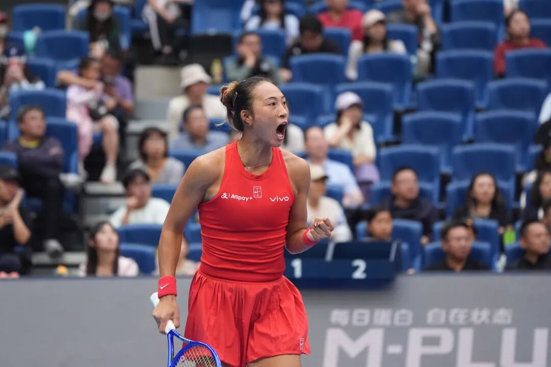 郑钦文，晋级四强！