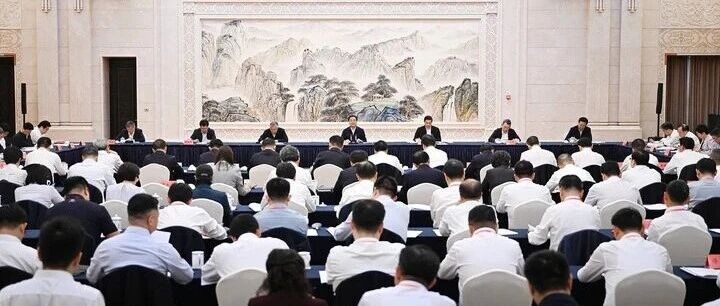 全省海洋经济暨沿海经济带发展推进会召开
