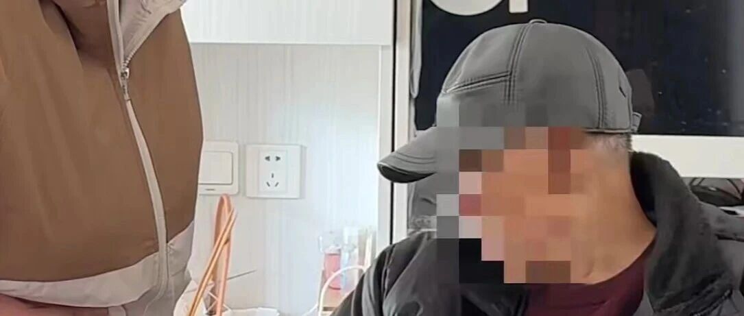 北京一老人将2套安置房及拆迁款赠与继子，起诉亲生女儿索要赡养费并称想要陪伴；被告律师：原告两度再婚，长期未尽抚养义务