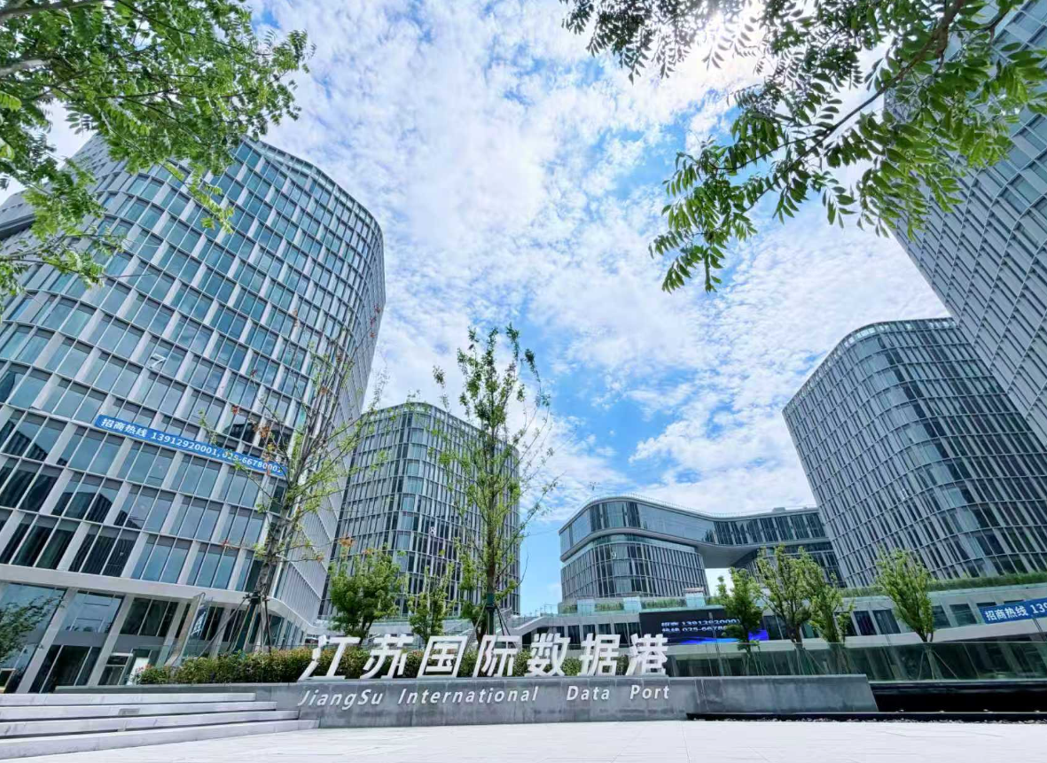 江苏南京：抢抓物理AI新赛道机遇 让具身智能机器人走出实验室、走上生产线