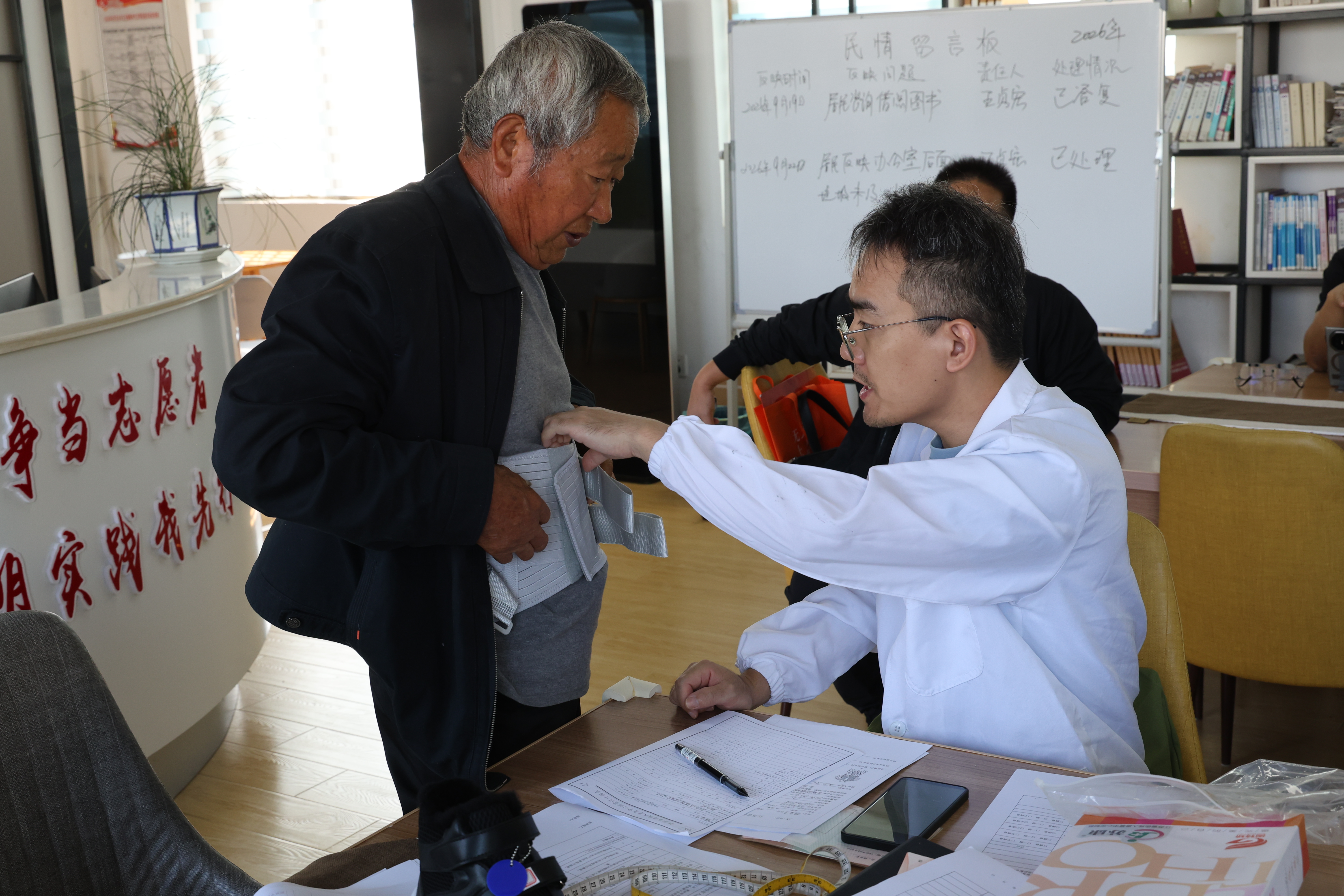 东台市镇退役军人服务部门情暖伤残服务对象